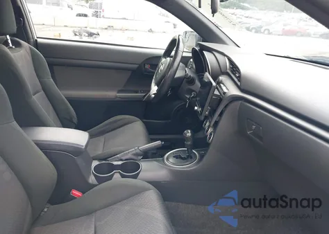 2011 Scion Tc from USA, damaged, VIN JTKJF5C70B3014192